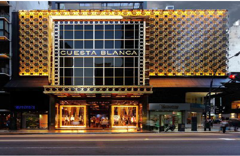 泸溪县门头设计与商业空间的纽带。